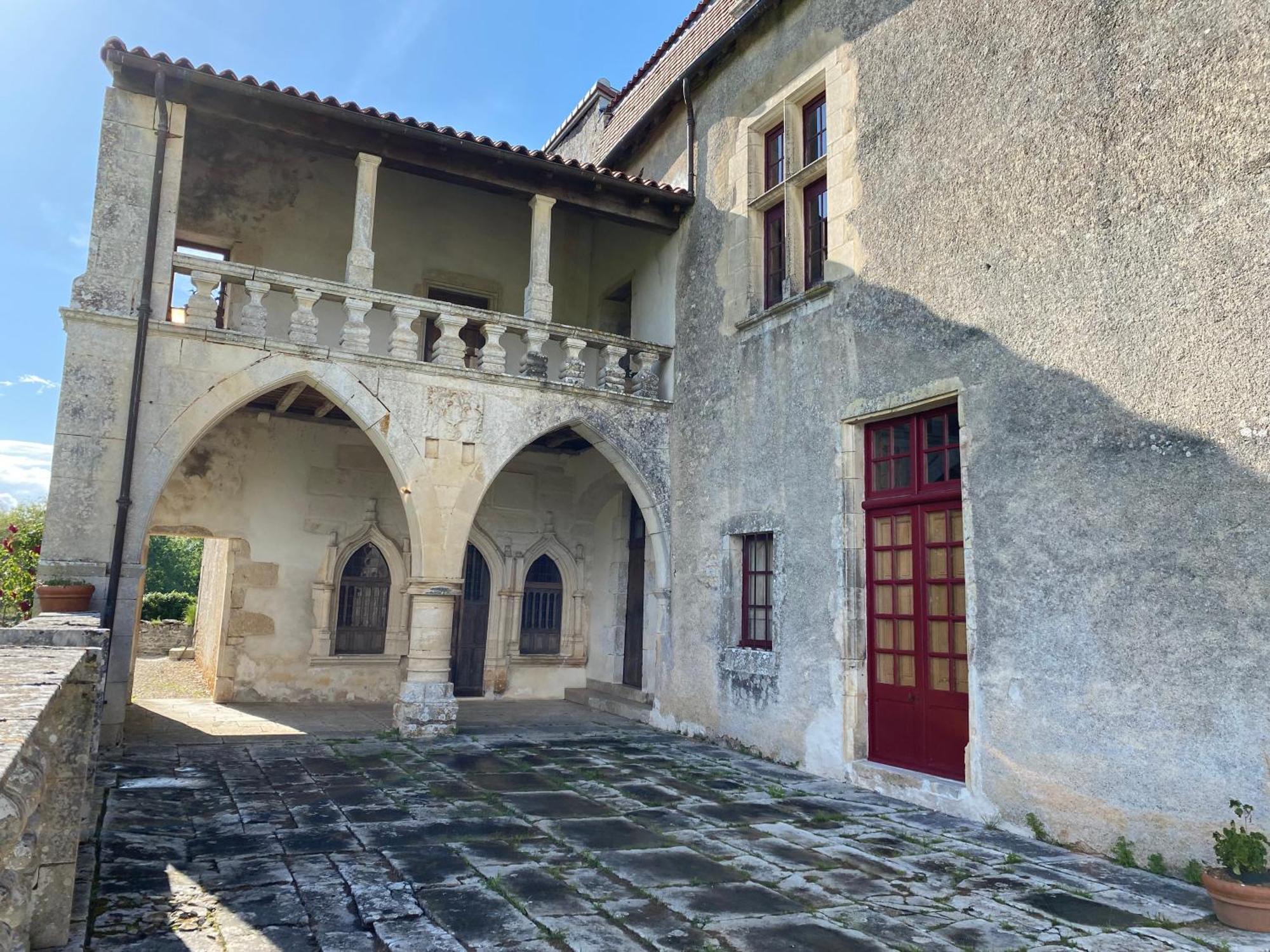 Chateau De Cibioux Surin  Exterior photo
